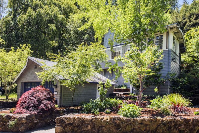 220 Laurel Avenue, San Anselmo