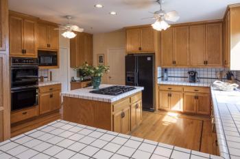 49 Bridgegate Drive, San Rafael #8